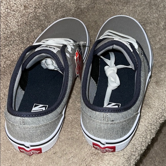 (Jersey) Drizzle/White Vans - Picture 3 of 3